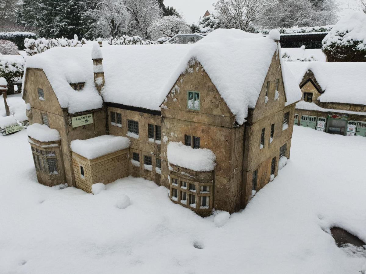 The Old New Inn Bourton-on-the-Water Exterior foto